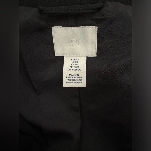 H&M Oversized Blazer - Picture 3 of 3